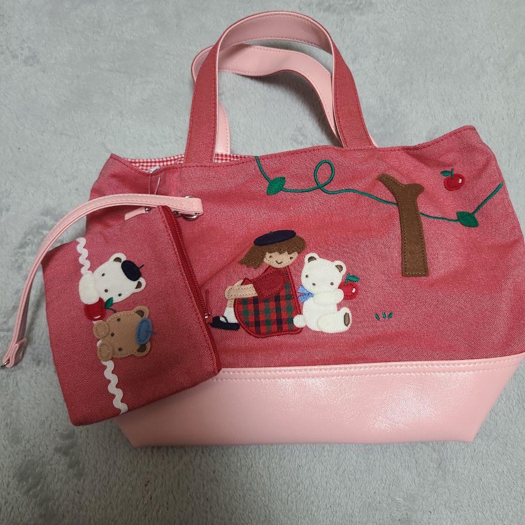 【未使用】familiar　トートバッグ　ミニポーチ　ストラップ３点セット