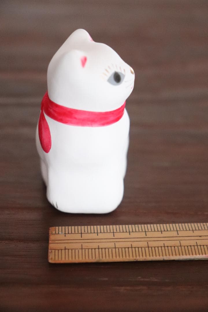 郷土玩具　相良人形　８代目　さがらりゅうま　端正な顔立ちの猫