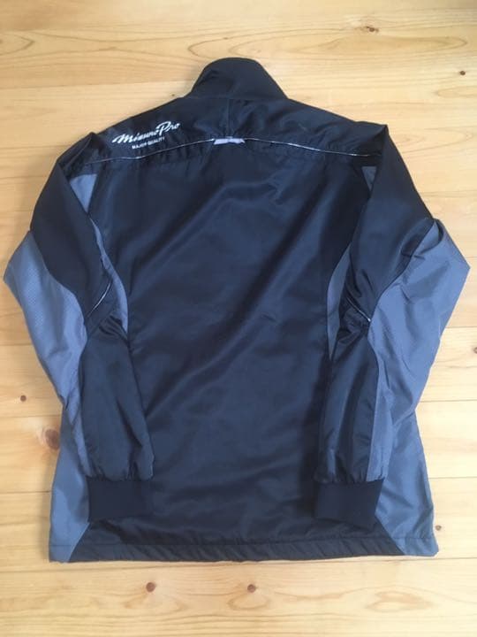 新品！ミズノプロ ウインドブレーカー Lサイズ