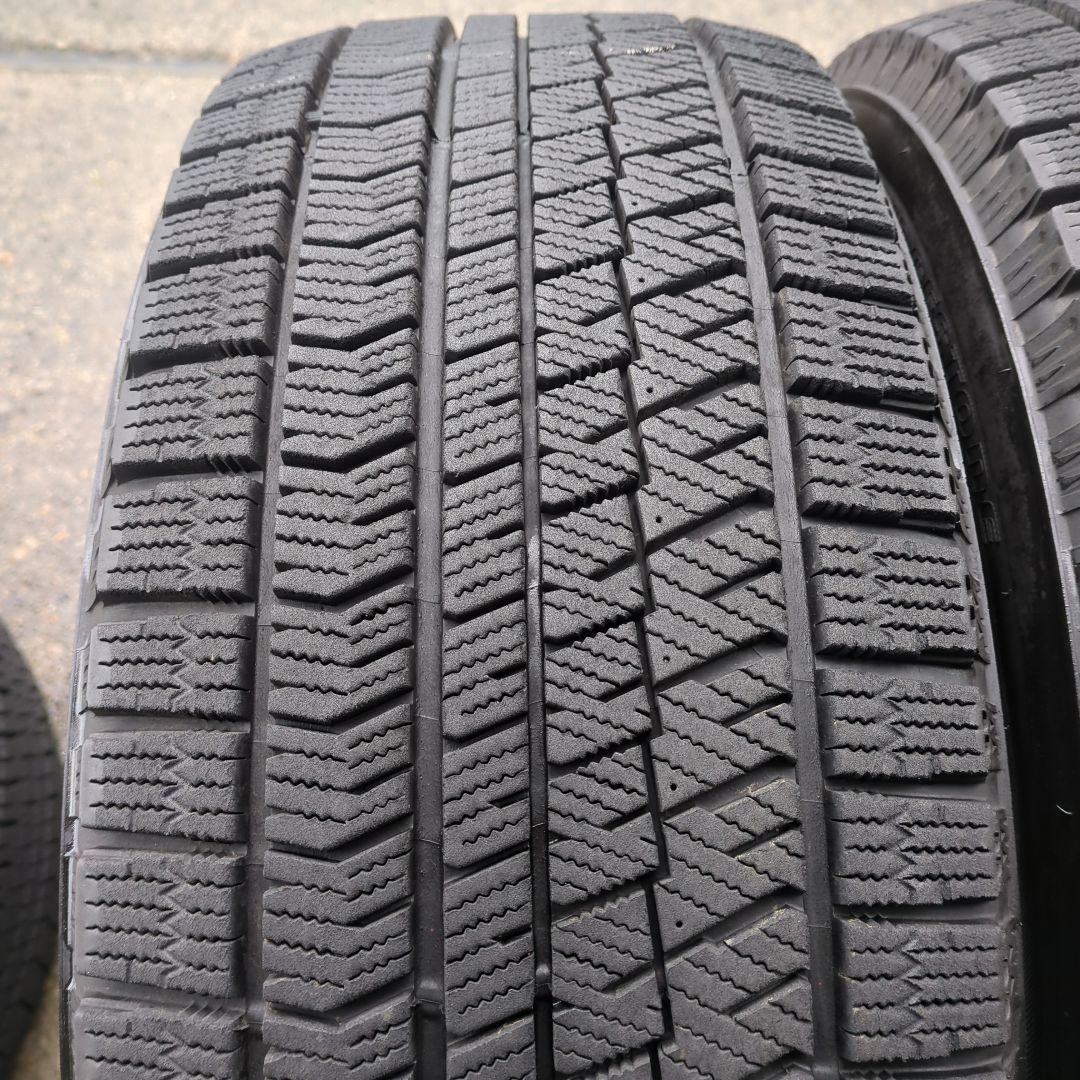 225/55R17 ②送料込み 2本 BLIZZAK VRX2 バリ溝