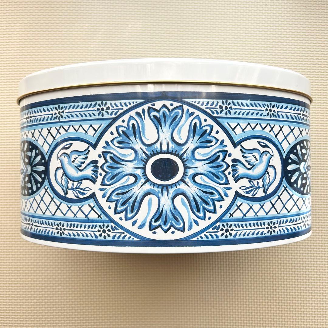 ドルチェ&ガッバーナ♡コロンバ　缶