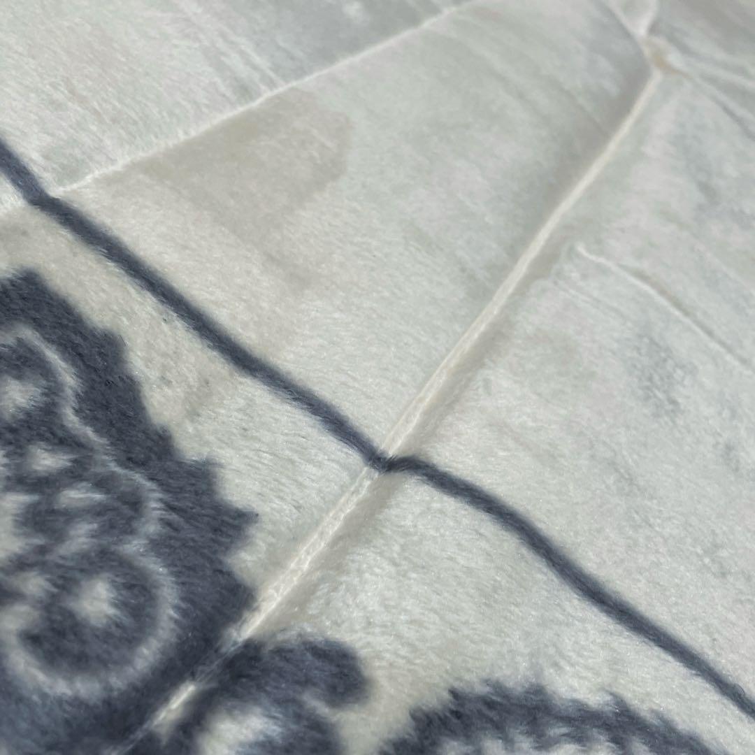 【新品】シルク毛布　シルク100%　ホワイト　ライトベージュ　グレー