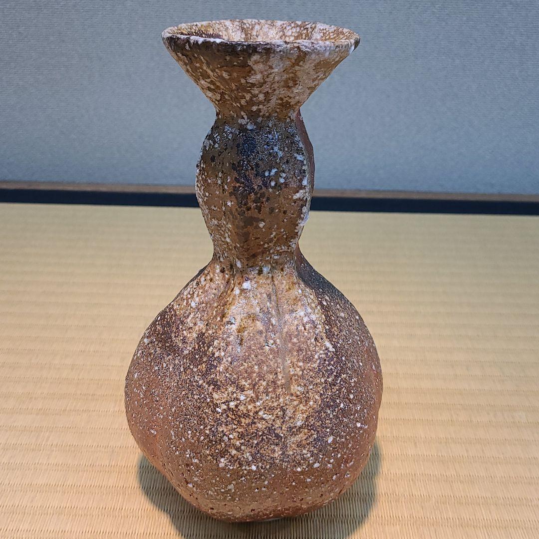 信楽焼 高橋美子作 輪花口花入 高さ7.5寸（約22cm） 共箱 本物保証
