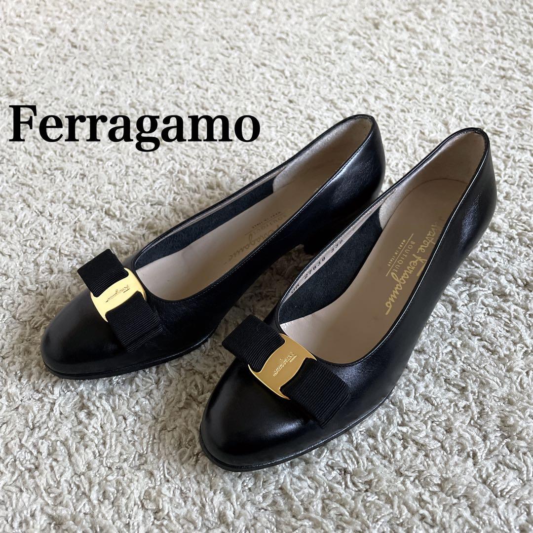 【美品】Ferragamo フェラガモ 7C黒 パンプス ヴァラ