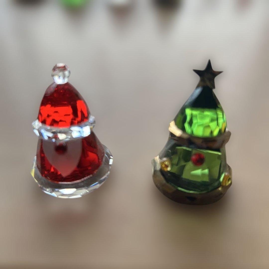 スワロフスキー　赤サンタ　緑ツリー