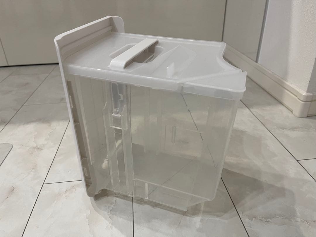 SHARP 衣類乾燥除湿機　CV-R180-W 2025年製