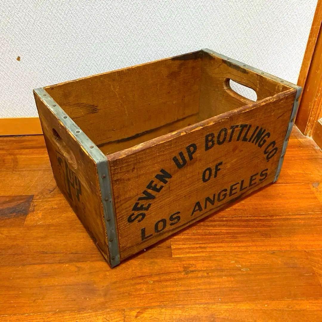 本物！ビンテージ 7UP 木箱1960〜70s ロサンゼルス工場　収納　アメカジ