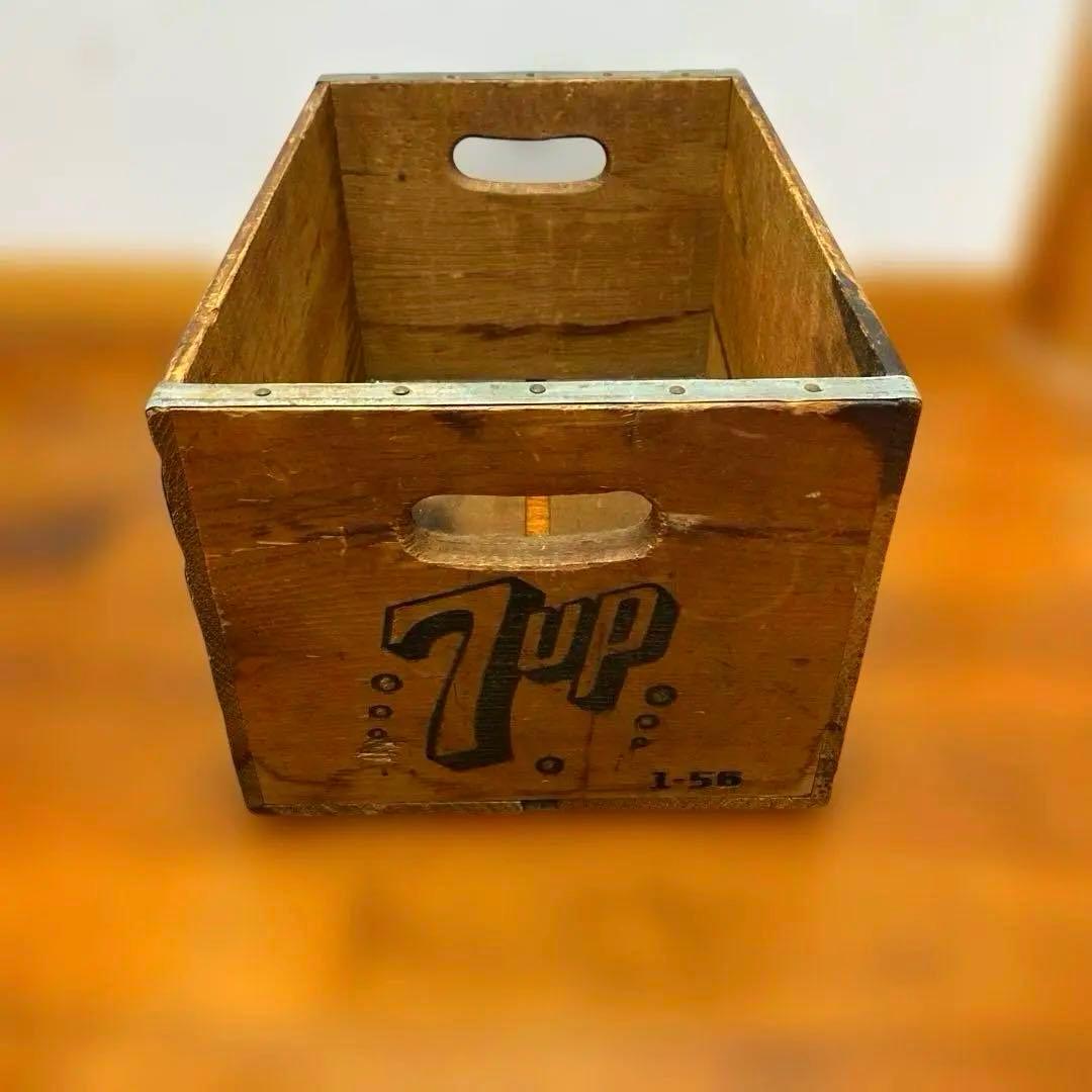 本物！ビンテージ 7UP 木箱1960〜70s ロサンゼルス工場　収納　アメカジ