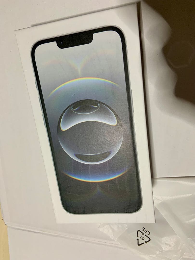 u*.様 Apple iPhone 16 e ホワイト 本体 SIMフリー