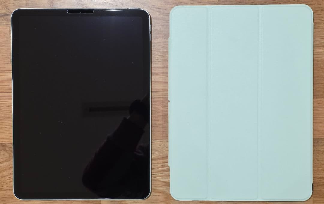 美品 iPad Air 第4世代　64GB　グリーン ケース　箱付き