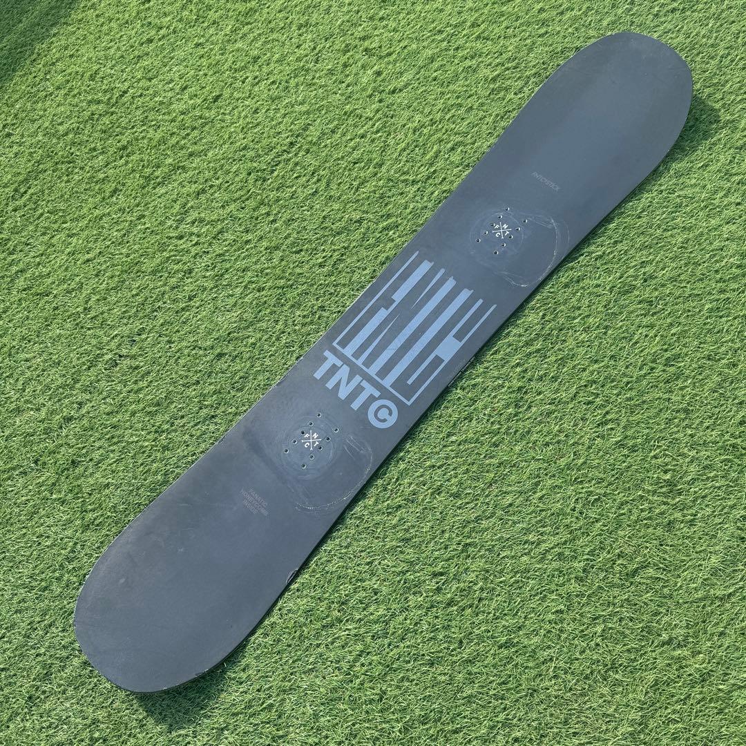 FNTC TNTC 143cm スノーボード