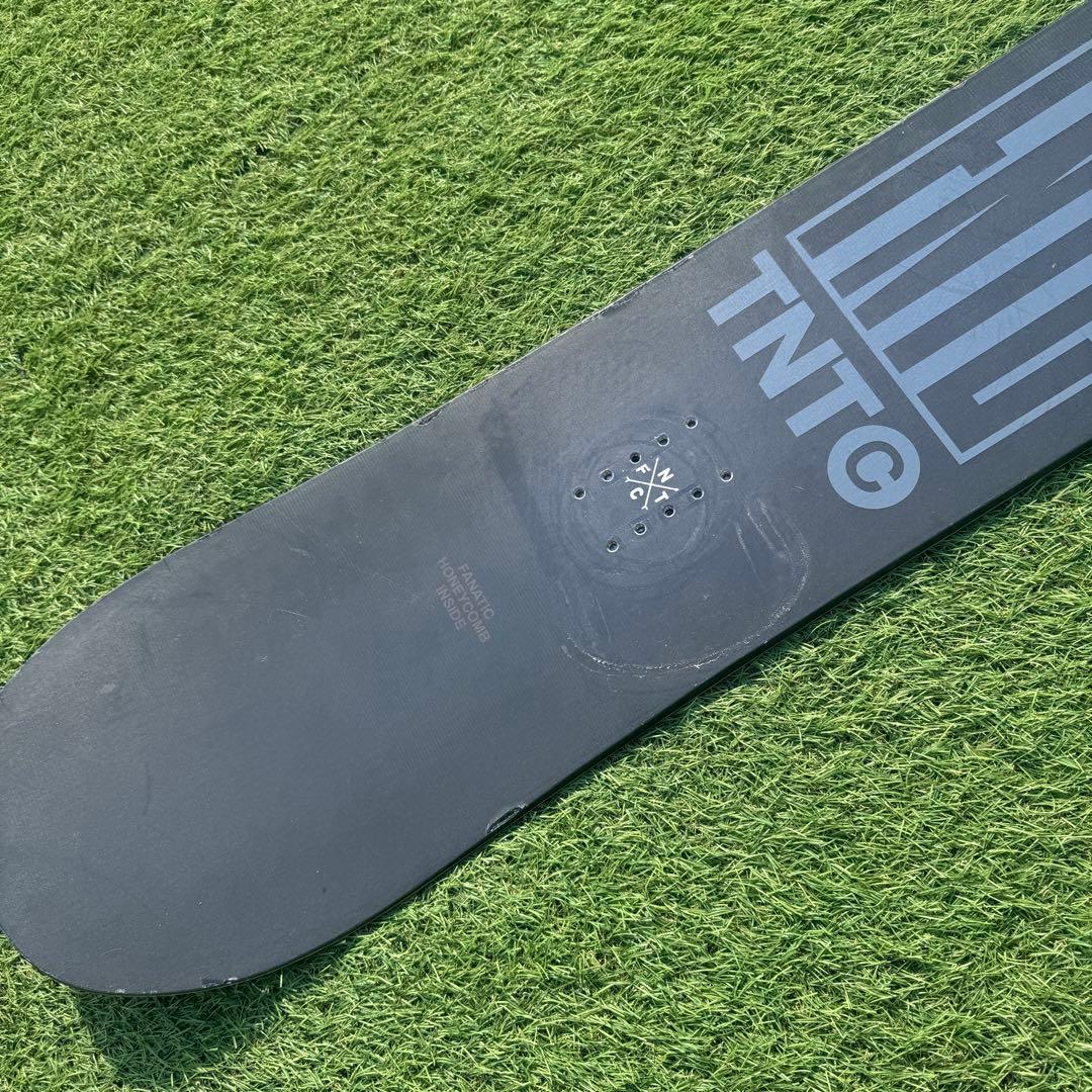 FNTC TNTC 143cm スノーボード