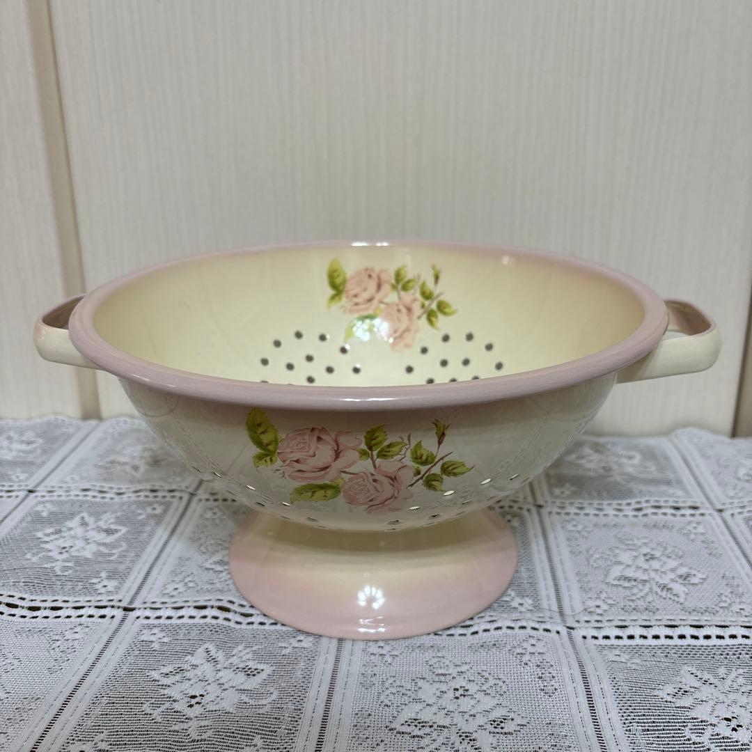 イマン　ダイアナローズ　ホーロー製コランダーＬ