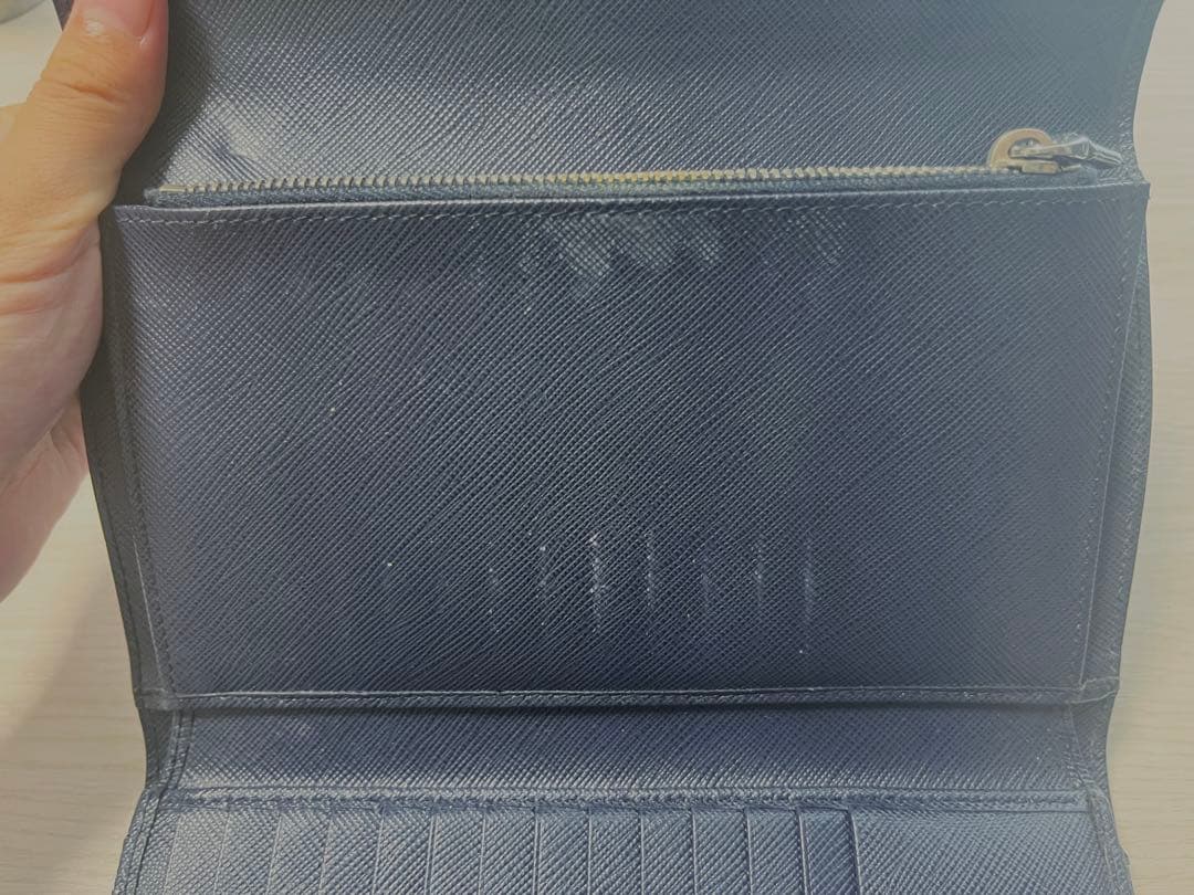 PRADA　プラダ　三つ折り　財布　メンズ　ギャランティーカード付き