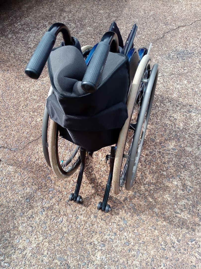 MIKI ミキ　FORCE NOVA3 車椅子軽量