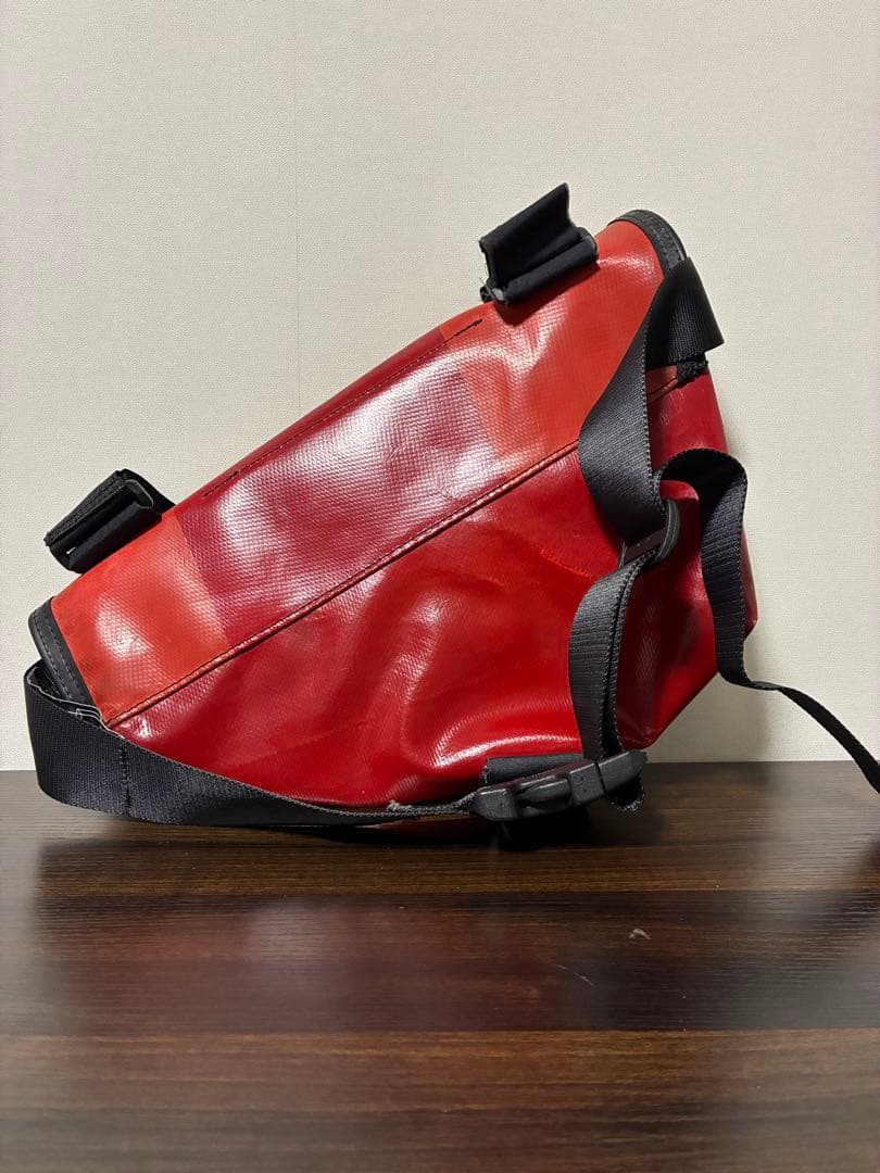 FREITAG F31 KNIGHT RIDER レッド