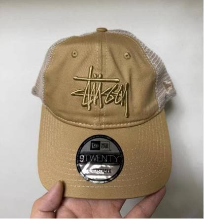 ブラックメッシュキャップ刺繍ロゴ