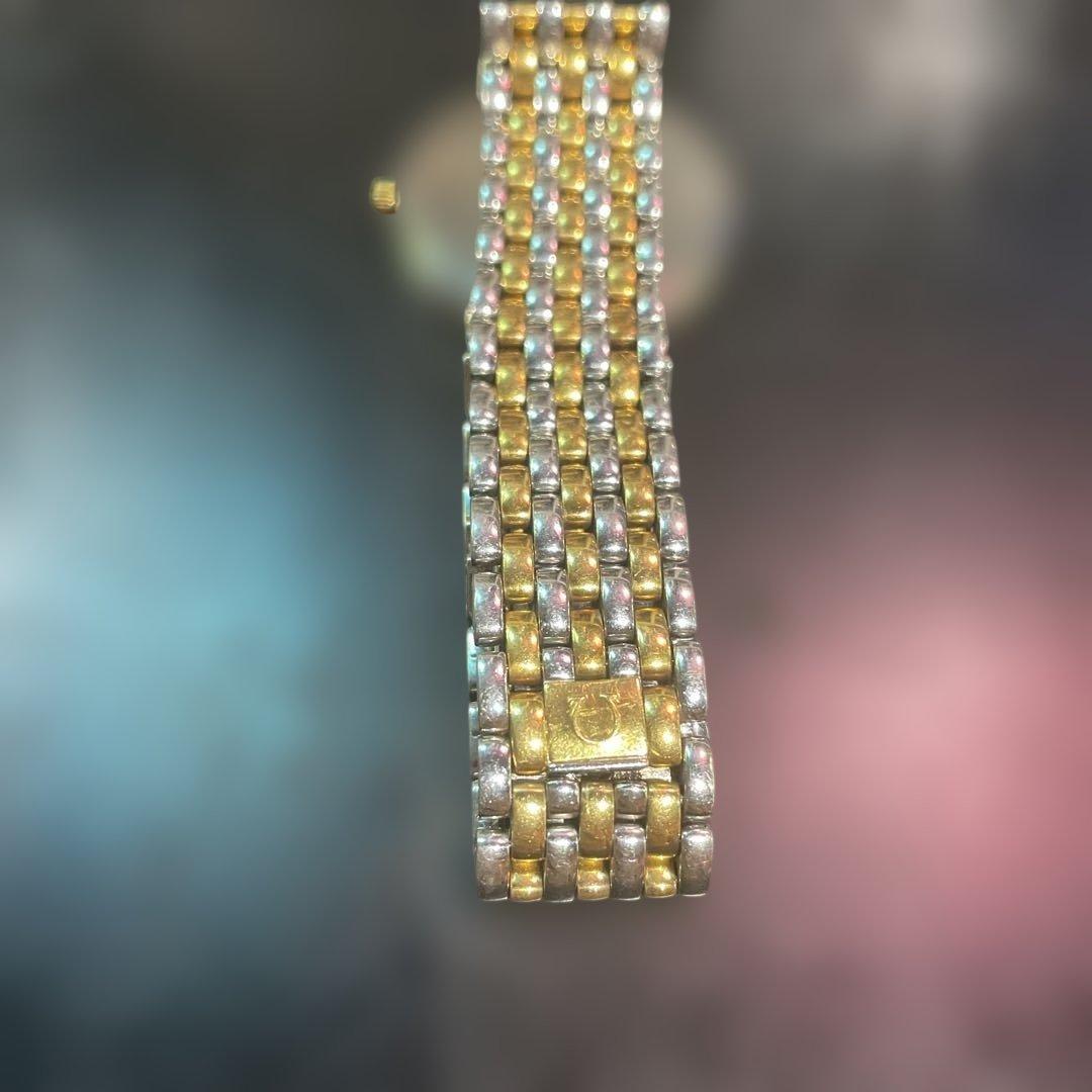 稼働品　OMEGA クォーツ腕時計 ゴールド/シルバー　レディース　オメガ