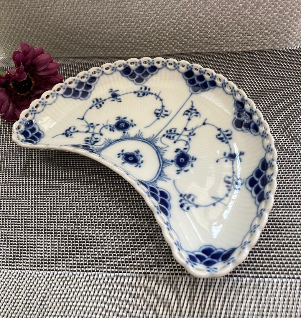 ブルーフルーテッド フルレース クレセントディッシュ 22cm ②