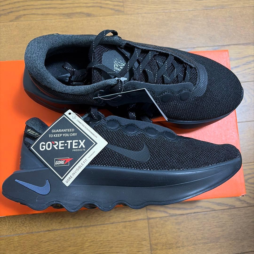 ナイキ　モティバ　GORE-TEX ウォーキング・ランニングシューズ　24cm