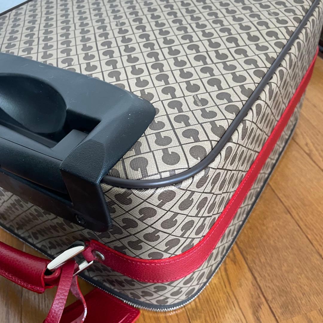 【超美品】ゲラルディーニ　キャリーケース　機内持ち込み可能サイズ