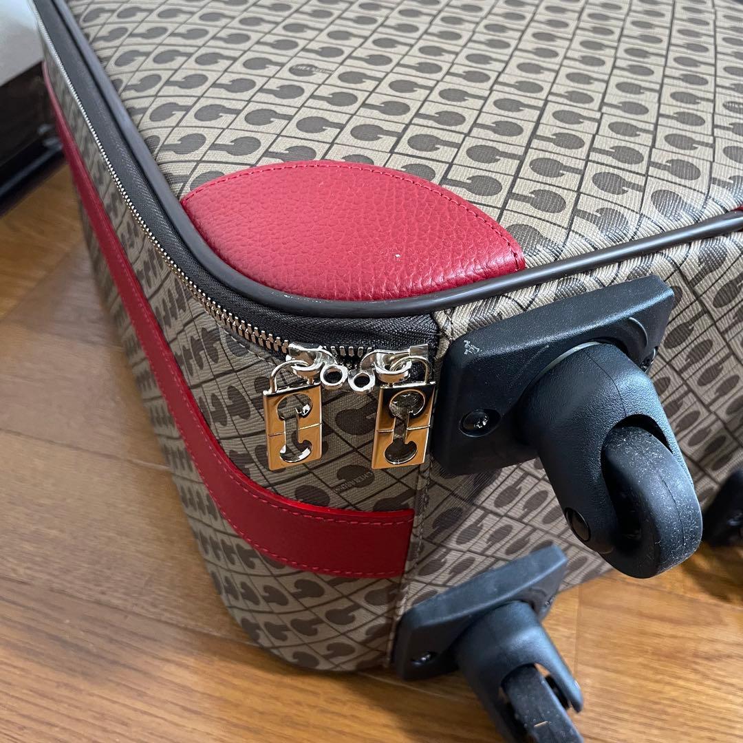 【超美品】ゲラルディーニ　キャリーケース　機内持ち込み可能サイズ