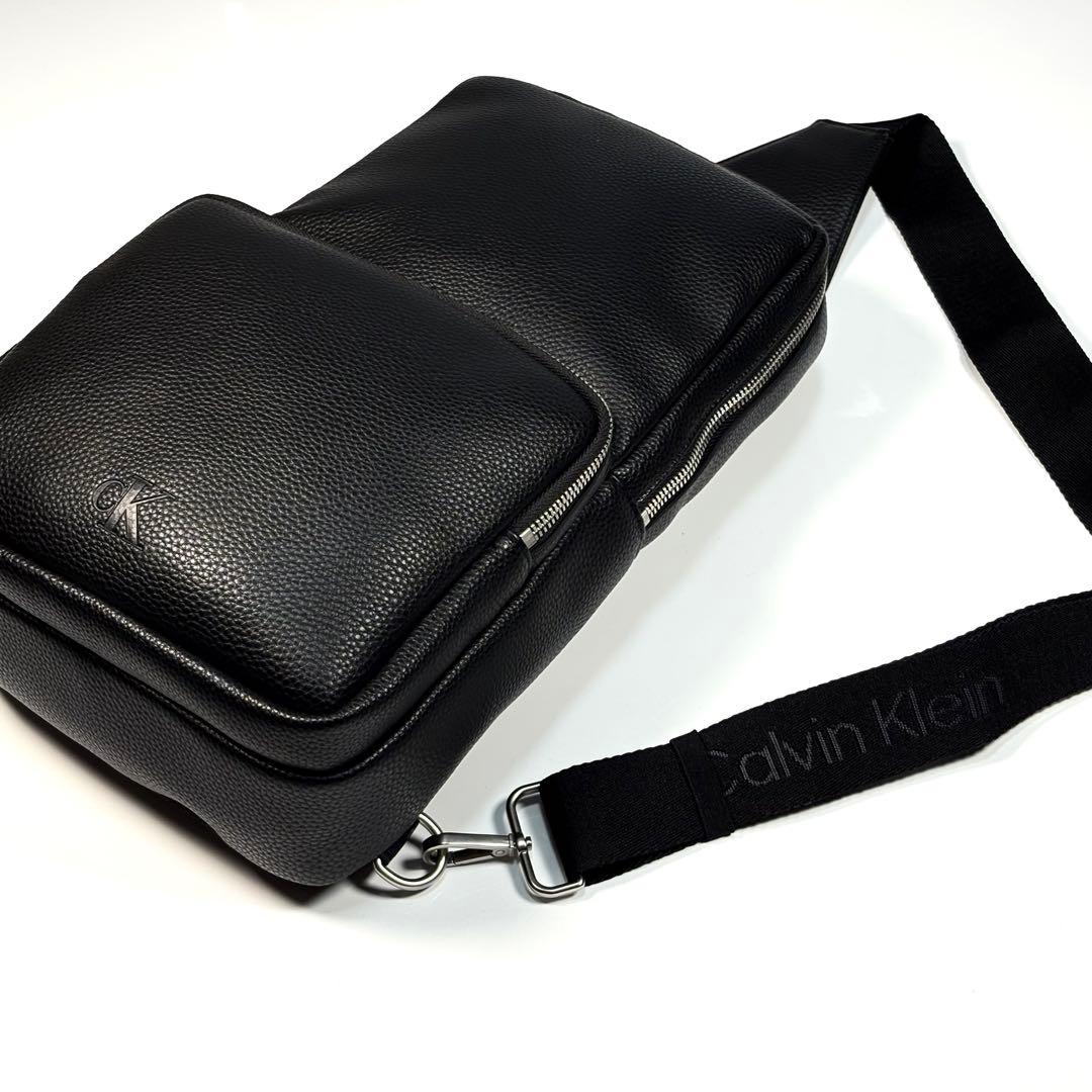【新品未使用】カルバンクライン ボディバッグ ワンショルダーバッグ ブラック