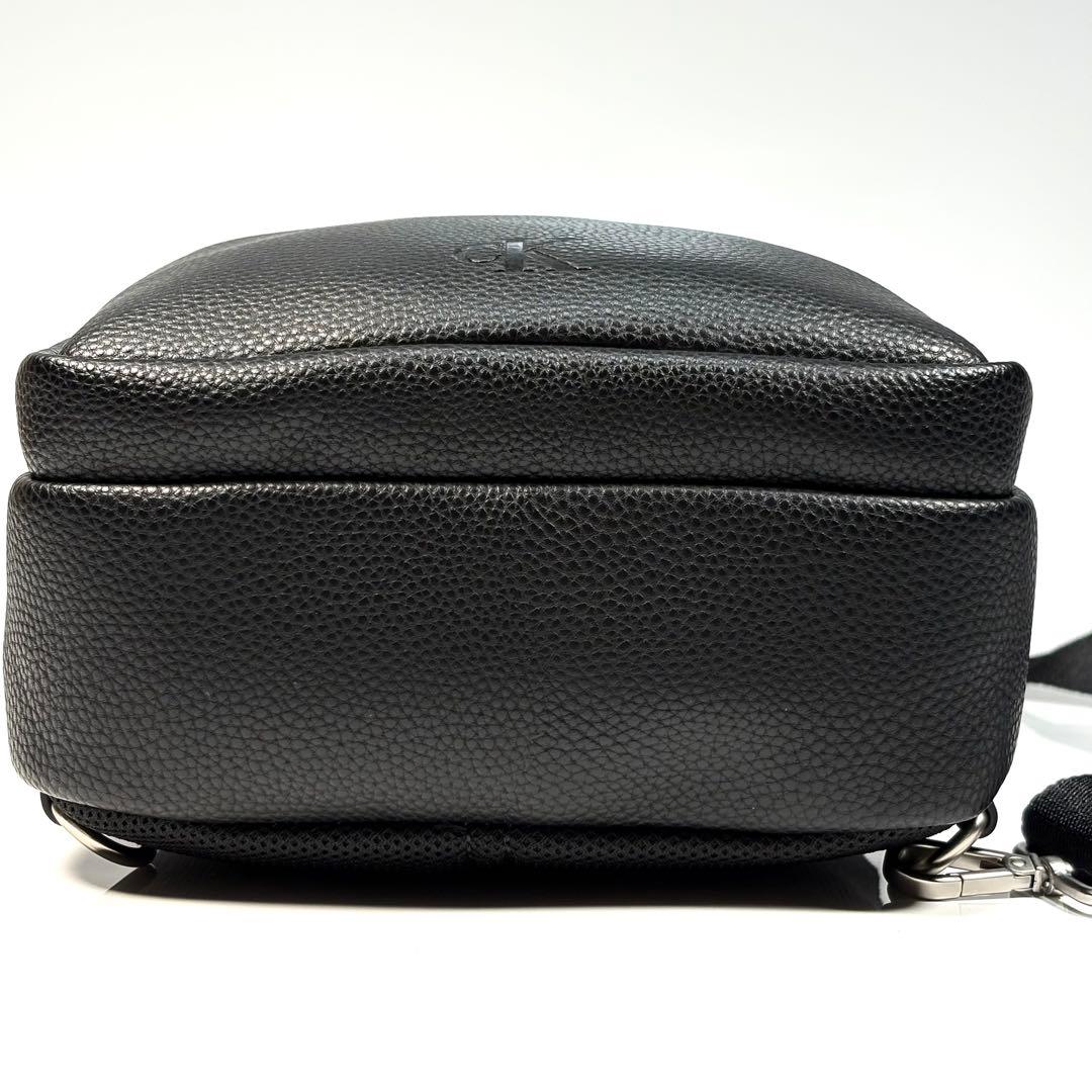 【新品未使用】カルバンクライン ボディバッグ ワンショルダーバッグ ブラック