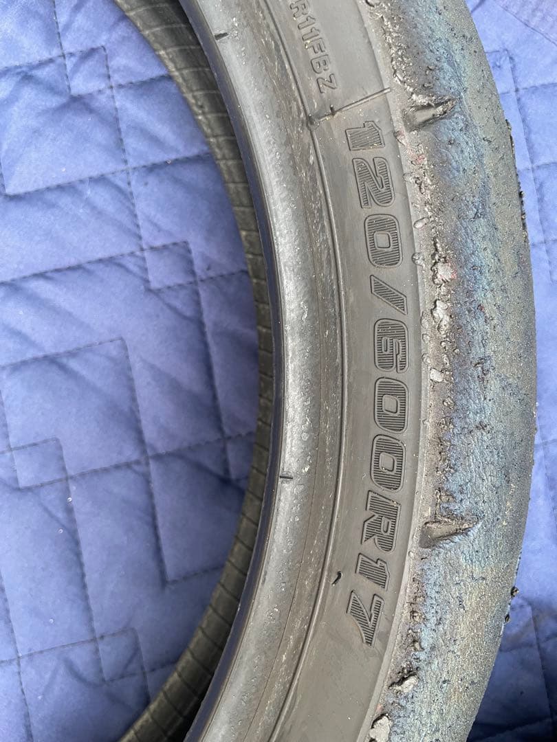 走行少なめ！ブリヂストンR11 ST600サイズ