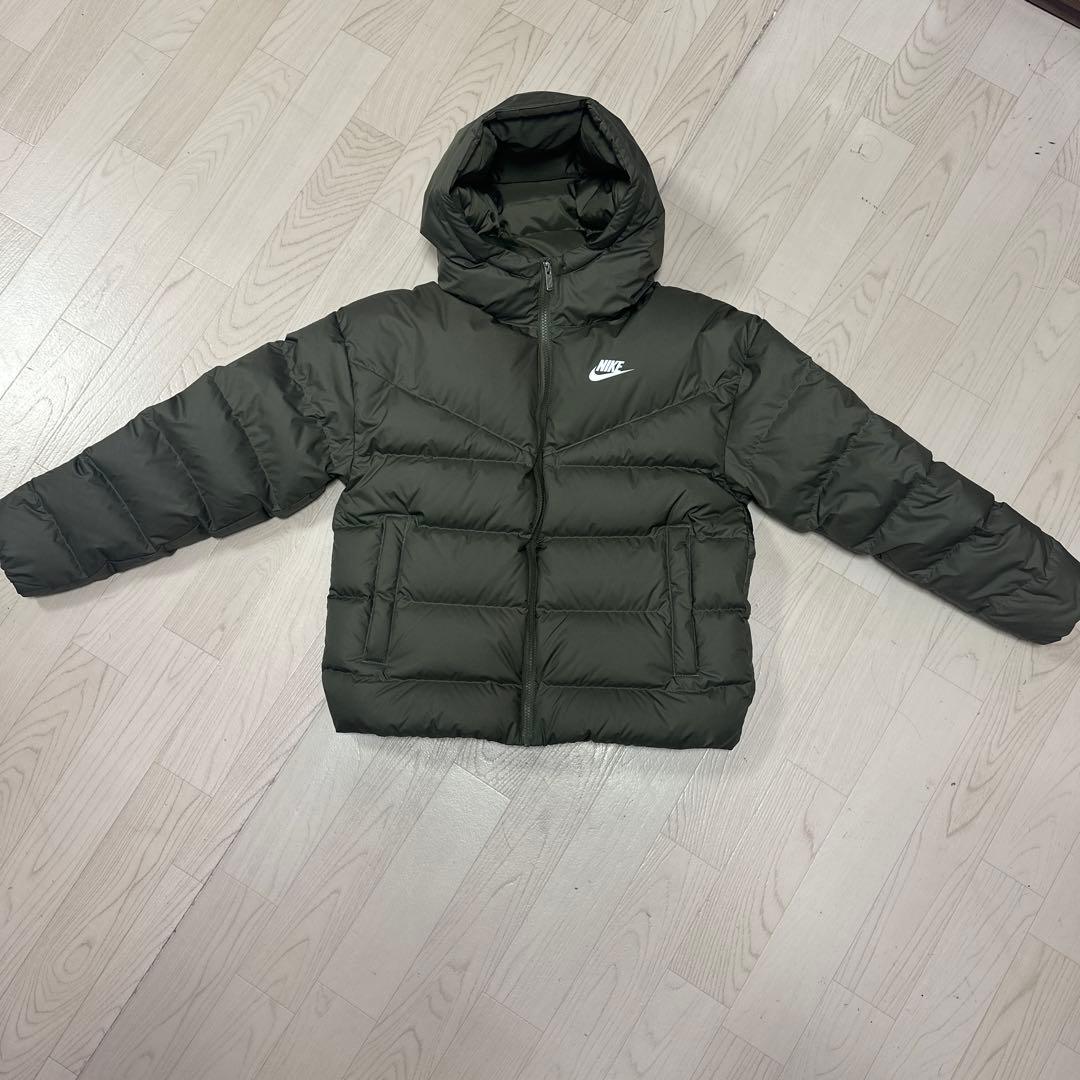 ナイキ ウィメンズ ストームフィット フーディー ダウン ジャケット　サイズ　S