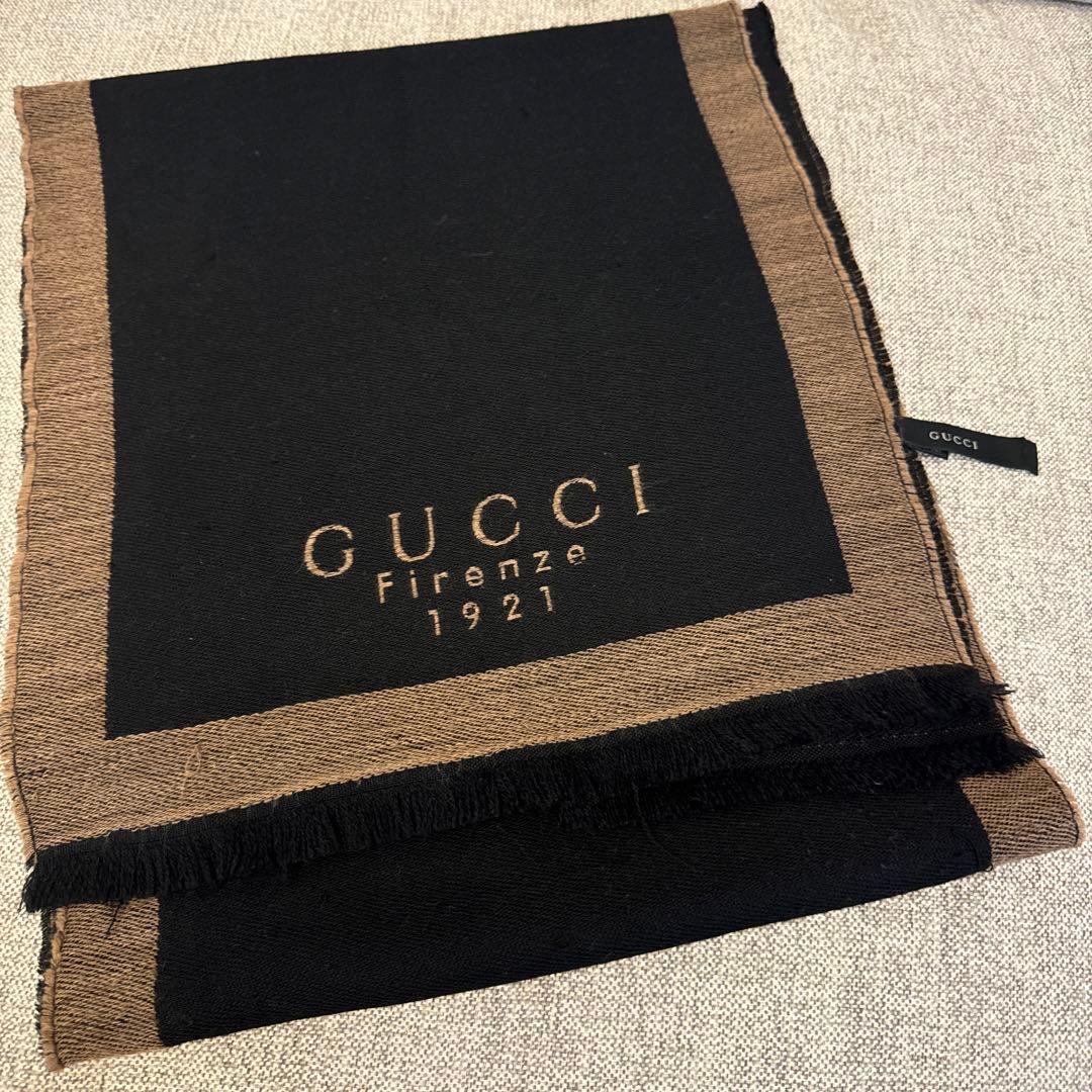 gucci マフラー