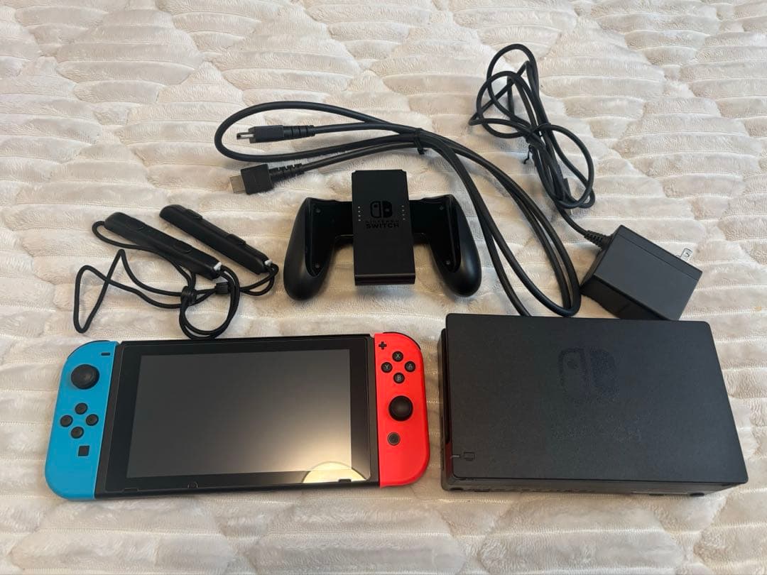 L*A様 【美品】Nintendo Switch 本体 ネオンレッド/ブルー本体