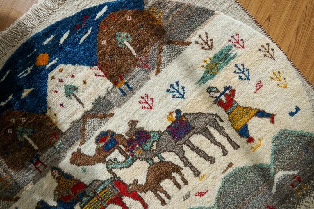 ペルシャ手織りギャッベ リーズバフト 丸103×102cm