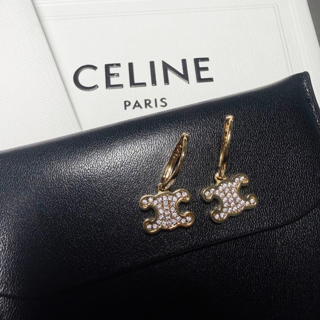 【新品未使用】CELINEトリオンフ ラインストーン ピアス 定価92400