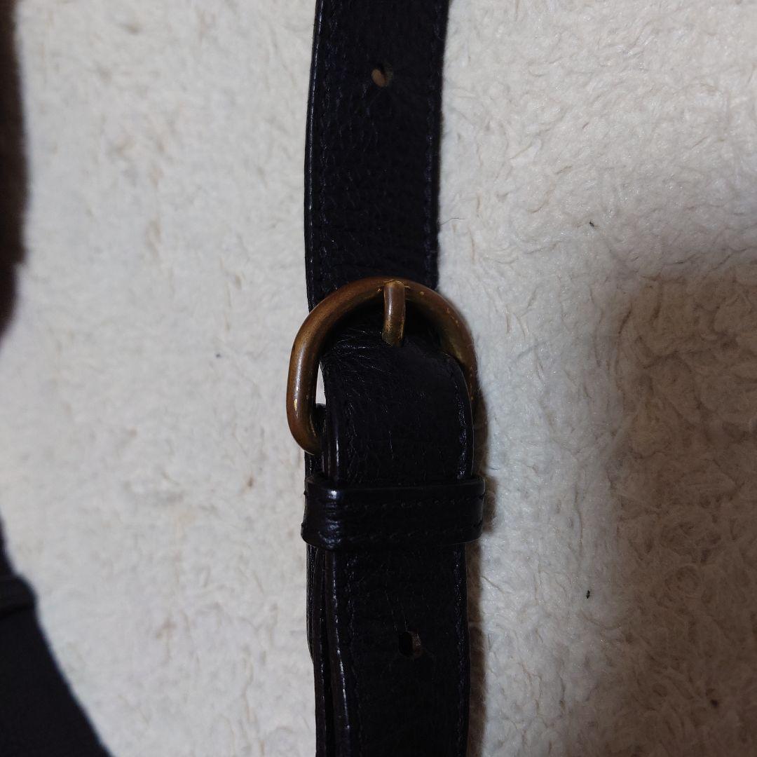 美品　IL BISONTE イルビゾンテ ボディバッグ ブラック レザー