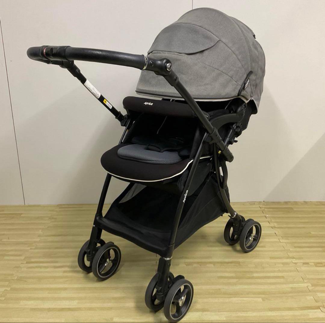 美品 Aprica アップリカ ベビーカー ラクーナビッテクッション 両対面A型