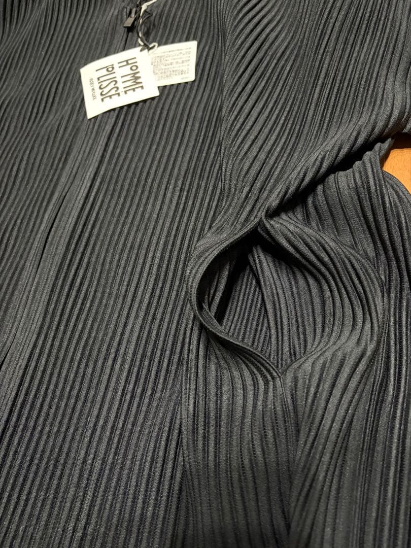 美品⭕️オムプリッセ　イッセイミヤケ カーディガン　ブラック　サイズ2