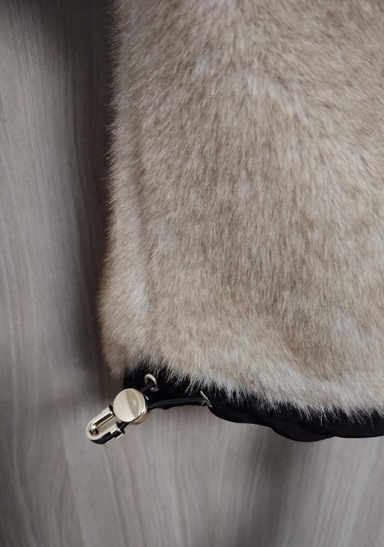 Eimee Law ミンクファー フーディドロスト ベストコート