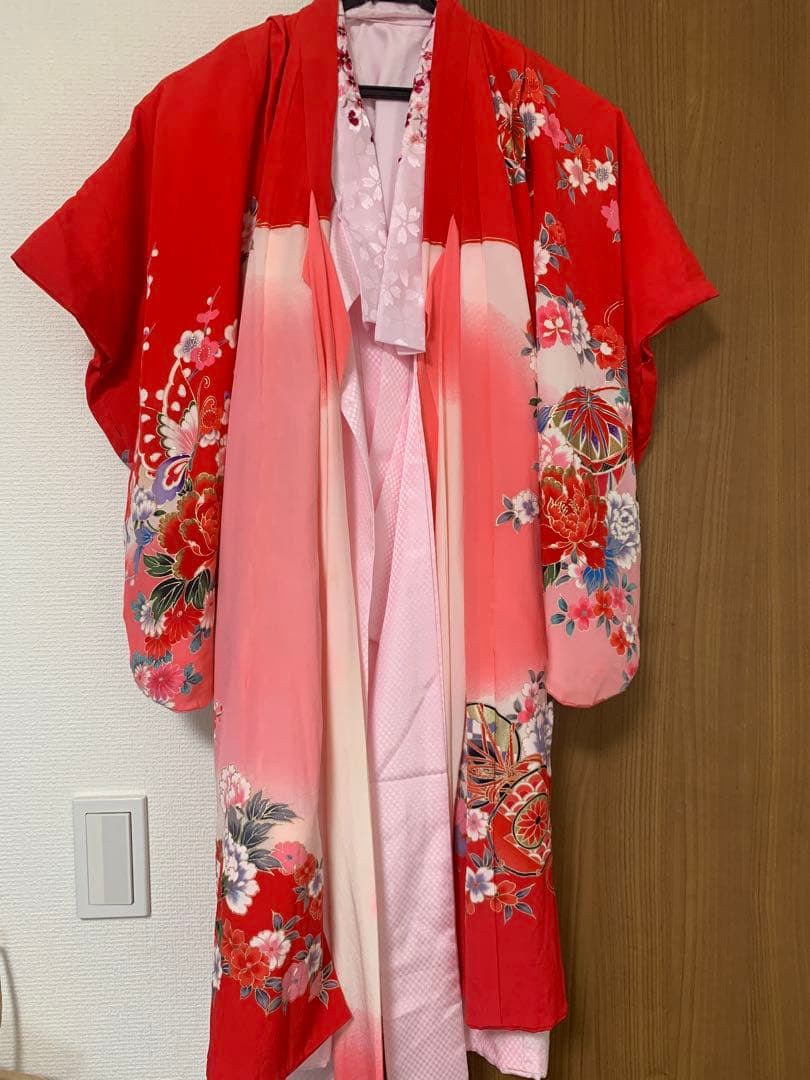 七五三用 赤とピンクの花柄着物