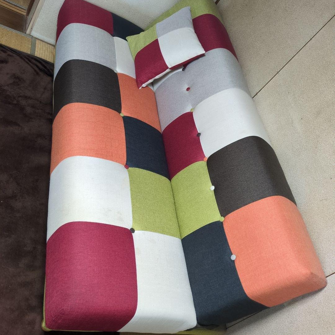 最終値下げ美品パッチワークソファベッド　リクライニング三人掛け　クッション付き☆