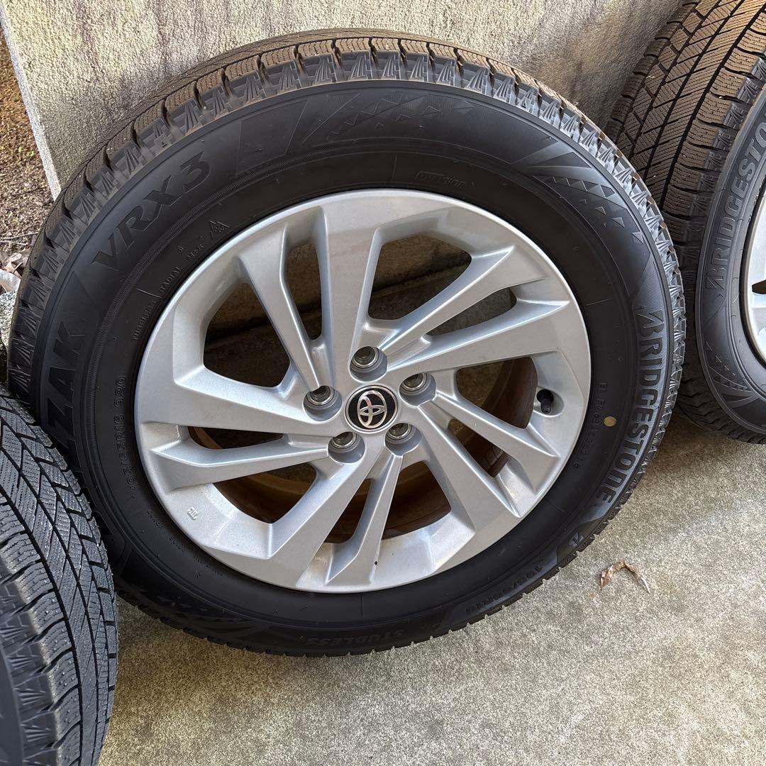 トヨタ　ライズ　ハイブリッド　スタッドレス　プリジストン　195/65/16