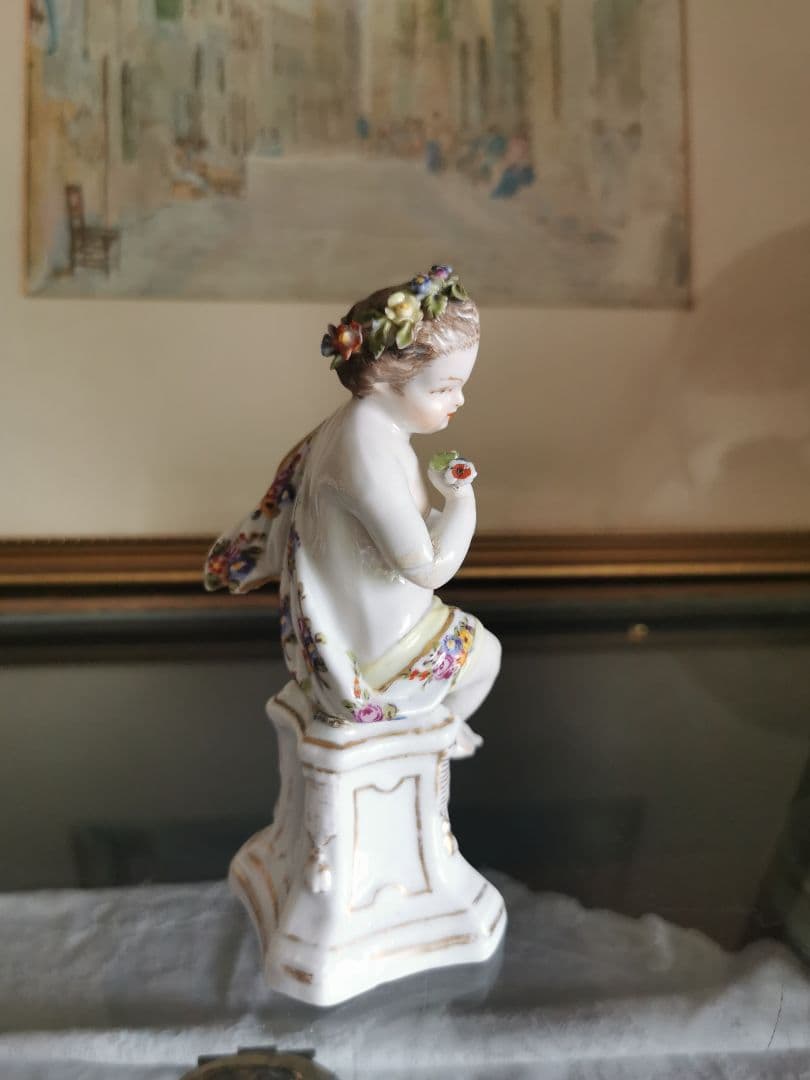 アンティークドイツ 18世紀初期マイセン希少ARマーク ポーセリン人形 花と天使