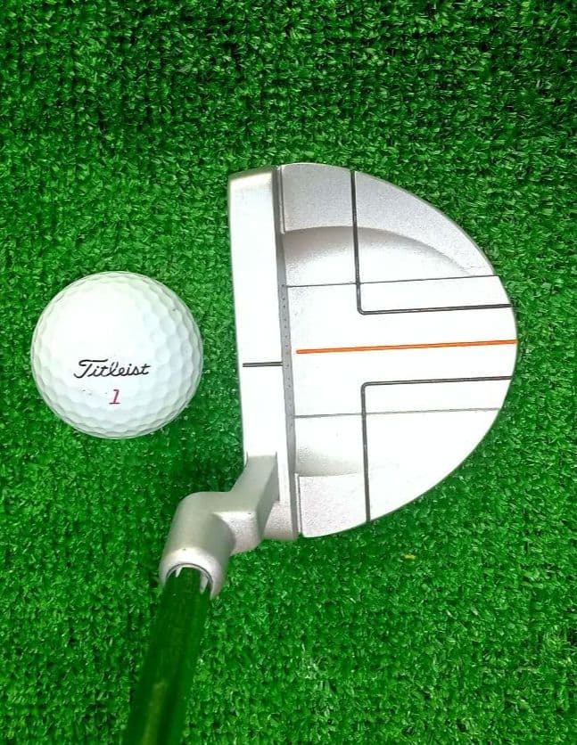 マジェスティゴルフ　　　　　　　　　　　　　コンダクター　　ネオマレット型パター