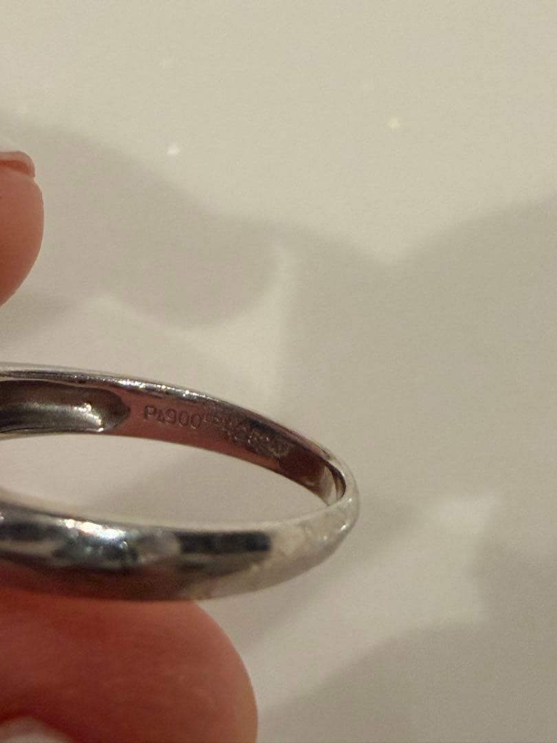 ネイビーオーバルカットリング