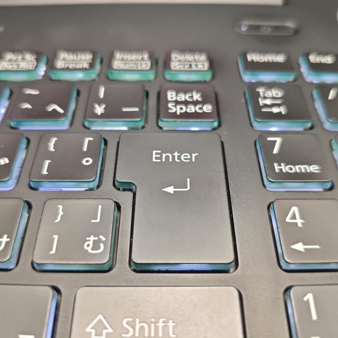 処分i7＆ONKYO＆Windows11✨高精細フルHD富士通ノートパソコン