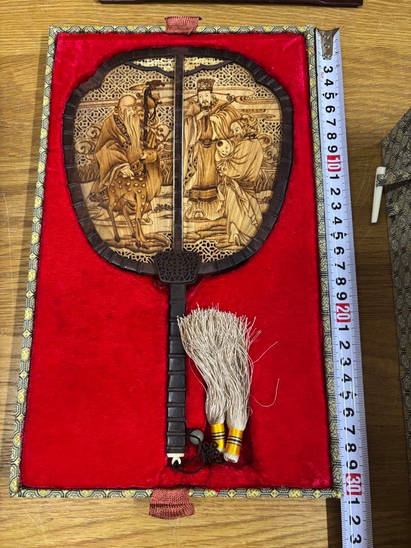 中国美術 唐木造 白檀透彫刻 翡翠 軍配型硯屏 団扇　唐物