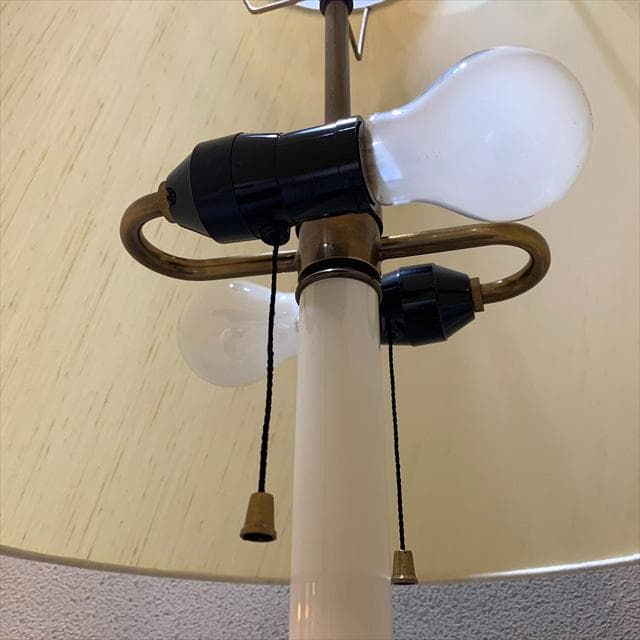 山菊工芸の2000年代クラシックフロアランプ