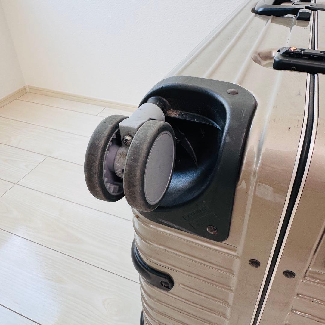 RIMOWA リモワ　スーツケース　4輪　希少品 サンバ MULTIWHEEL
