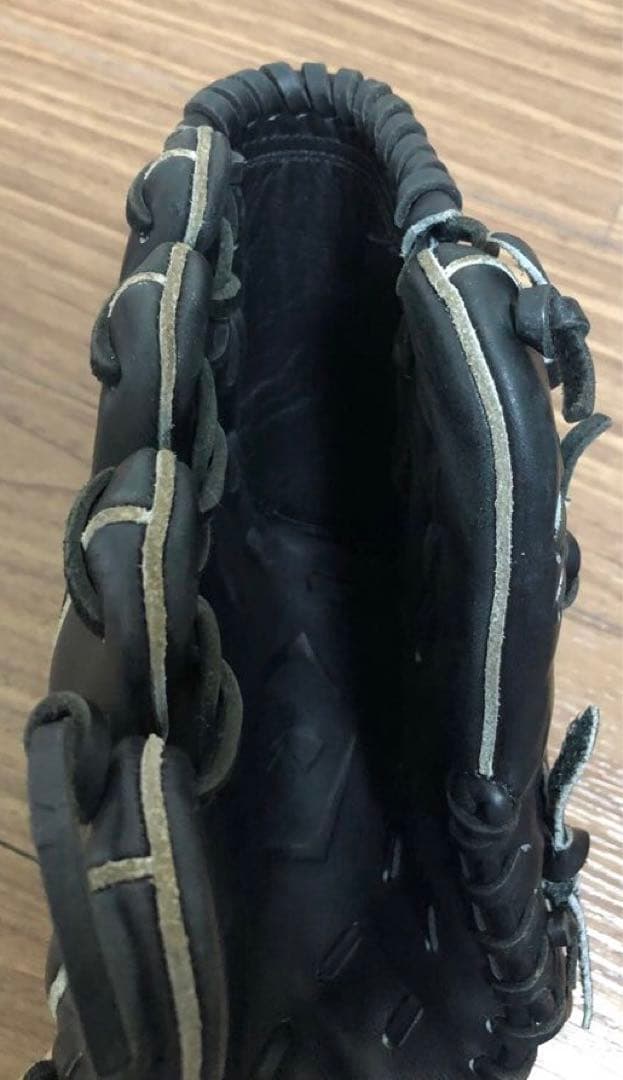 アンダーアーマー 硬式 グローブ 投手用 左投げ QBB0019 澤村拓一モデル