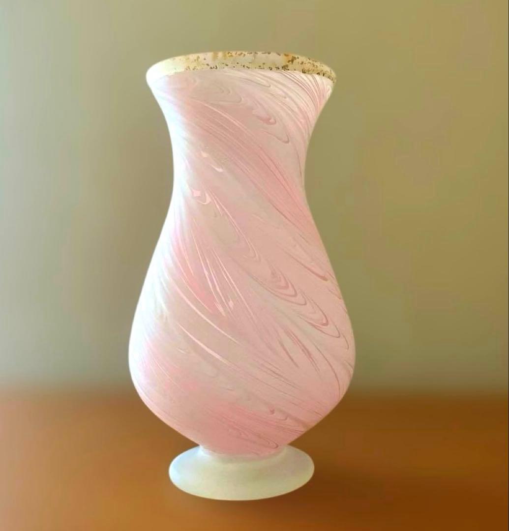 北一硝子？廣田硝子？昭和レトロ花瓶　台付　マーブル　ピンク